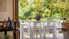 Mustique, Bangalow